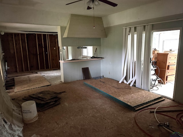 4604 Skyline Dr, Chandler, TX 75758 - kitchen with a ceiling fan