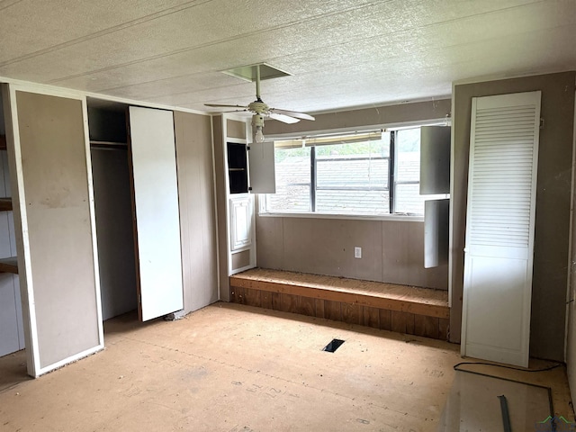 4604 Skyline Dr, Chandler, TX 75758 - unfurnished bedroom with a closet and a ceiling fan