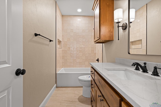 169 Andres Ln, Kilgore, TX 75662 - full bath featuring baseboards, bathtub / shower combination, toilet, recessed lighting, and vanity
