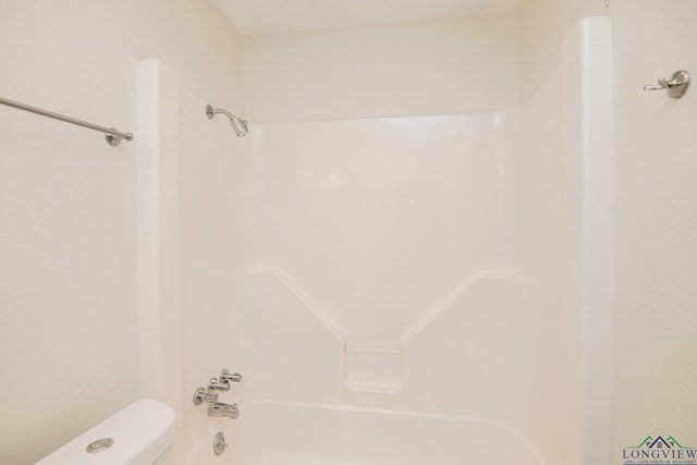 full bathroom with toilet and shower / tub combination