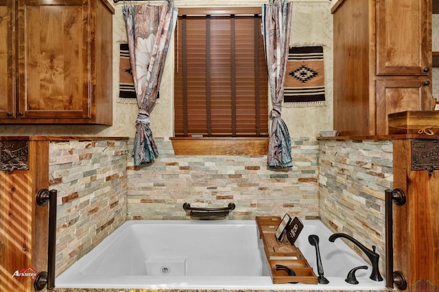 bathroom with a bathtub