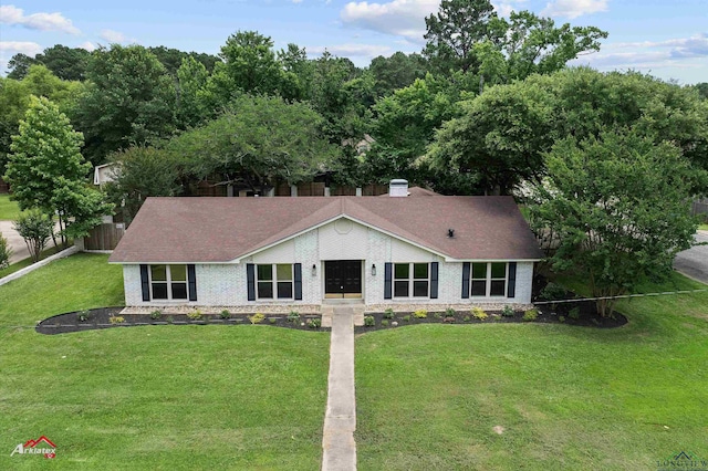 404 Pinewood, Marshall, TX 75672 - single story home featuring brick siding