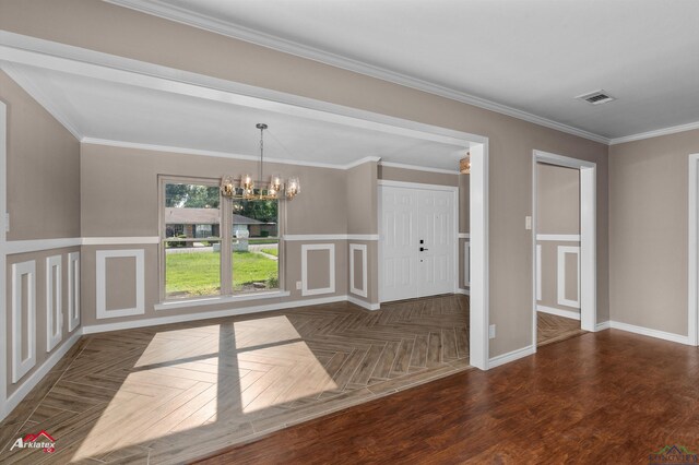 404 Pinewood, Marshall, TX 75672 - unfurnished dining area featuring a chandelier and ornamental molding