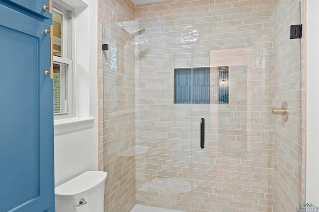 404 Pinewood, Marshall, TX 75672 - bathroom with a shower stall
