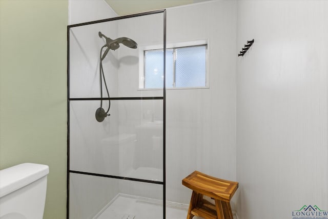 1800 Shady Ln, Longview, TX 75604 - full bathroom with an enclosed shower and toilet