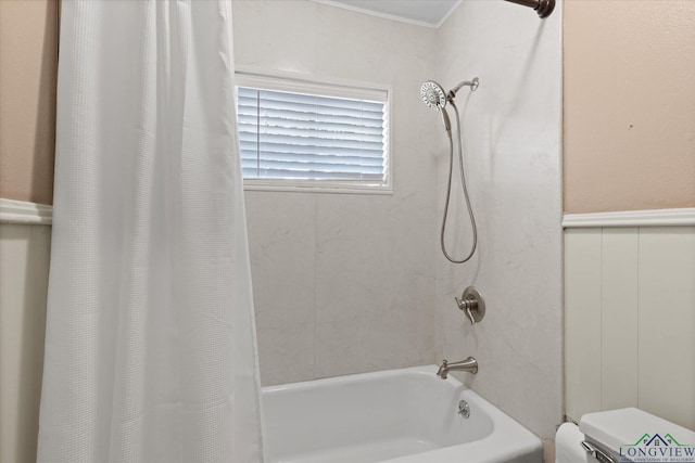 1800 Shady Ln, Longview, TX 75604 - bathroom with shower / bath combo with shower curtain and toilet