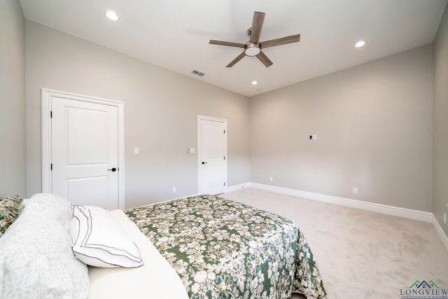 bedroom featuring ceiling fan and carpet flooring