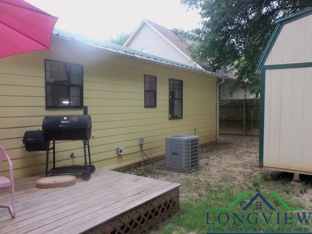 710 Florey St, Kilgore, TX 75662 - photo 6