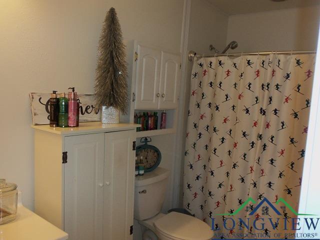 710 Florey St, Kilgore, TX 75662 - photo 22