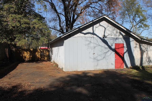 view of outdoor structure