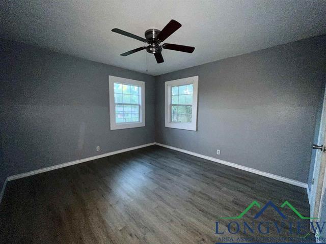 302 Rocket St, Longview, TX 75603 - photo 10