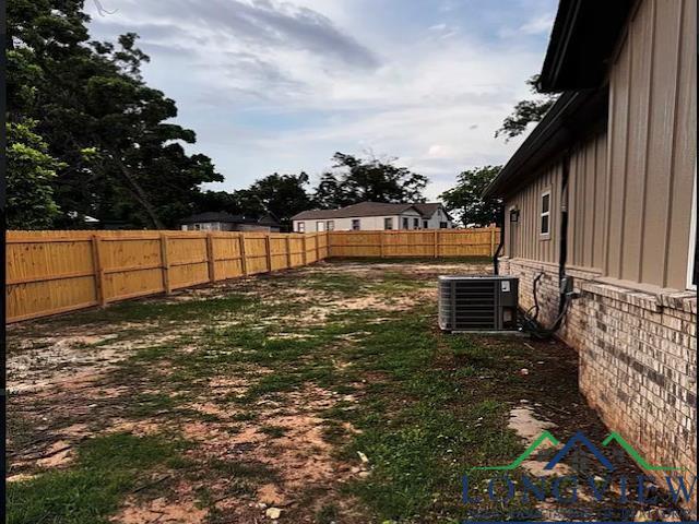 207 Oaklawn Dr, Henderson, TX 75654 - photo 13