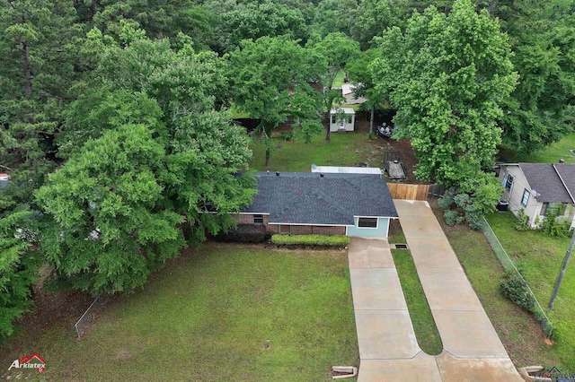 aerial view of property and surrounding area