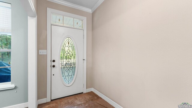 128 Inwood Rd, Texarkana, TX 75501 - foyer entrance with baseboards and ornamental molding