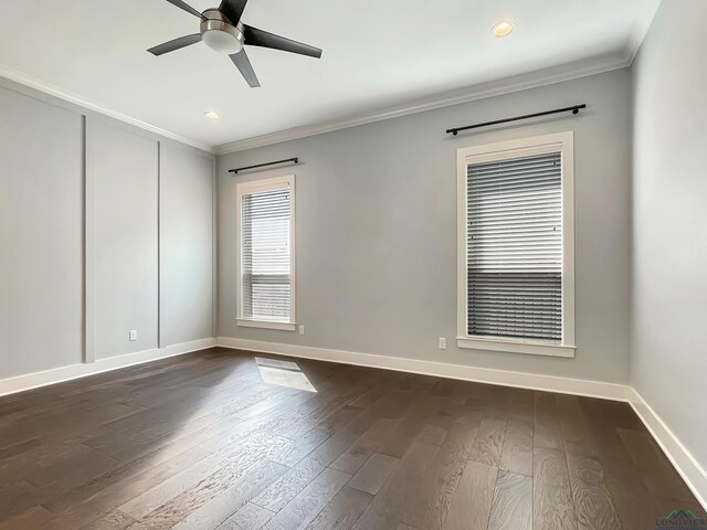 7323 Lake Pointe Cv, Tyler, TX 75703 - unfurnished room featuring ceiling fan, dark wood-style flooring, crown molding, baseboards, and recessed lighting