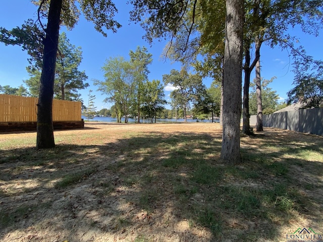 Listing photo 3 for NGG20 Lake Cherokee Rd, Longview TX 75603