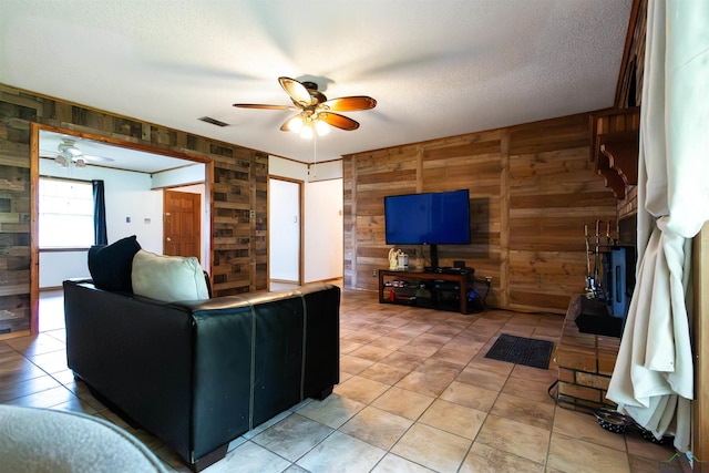 2204 E Harold St, Gladewater, TX 75647 - photo 12