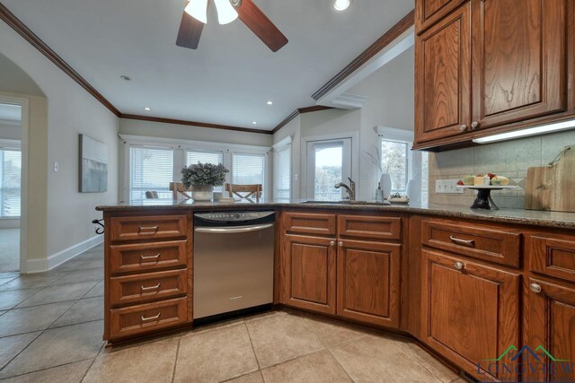 521 Hideaway Ln, Central, Hideaway, TX 75771 - kitchen with a sink, plenty of natural light, decorative backsplash, and dishwasher