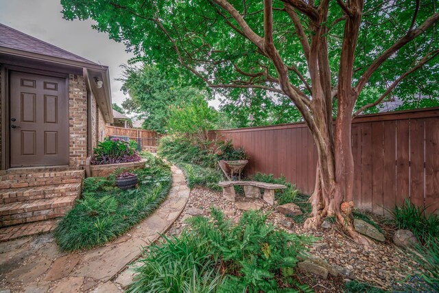 1604 Colonial Dr, Longview, TX 75605 - photo 37