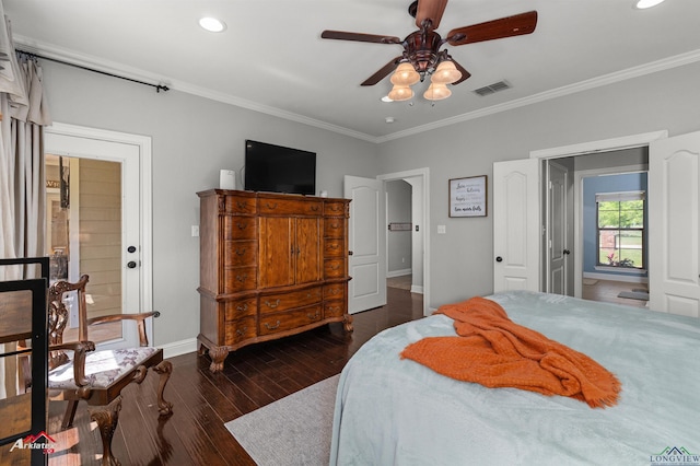 bedroom featuring visible vents, baseboards, ceiling fan, crown molding, and wood finished floors