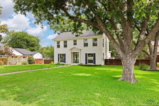 513 E Young, Longview, TX 75602 - view of colonial-style house