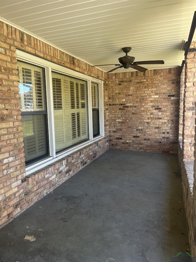 view of patio with ceiling fan