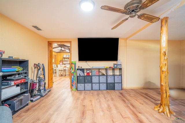 8123 Cherokee Trce, Gilmer, TX 75644 - living room featuring wood finished floors and a ceiling fan