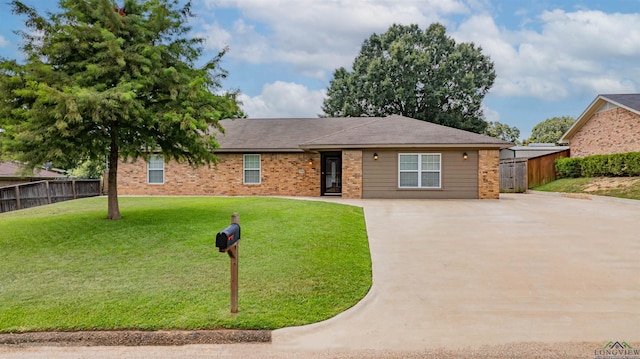 310 Ferndale St, White Oak, TX 75693 - photo 1