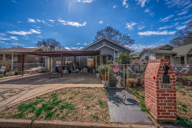 204 E Avalon Ave, Longview, TX 75602 - view of front of property featuring driveway and fence