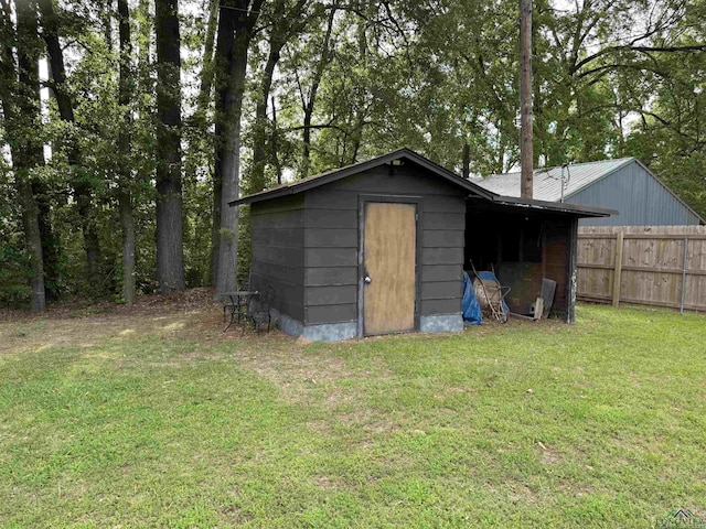 906 Misty Ln, Atlanta, TX 75551 - view of outbuilding