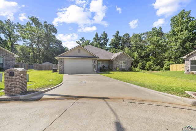 128 Brookway Ln, Longview, TX 75604 - photo 1