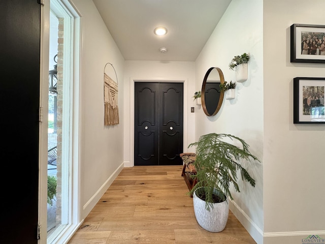 3 Lindsey Ln, Longview, TX 75601 - hall featuring light wood-style floors and baseboards
