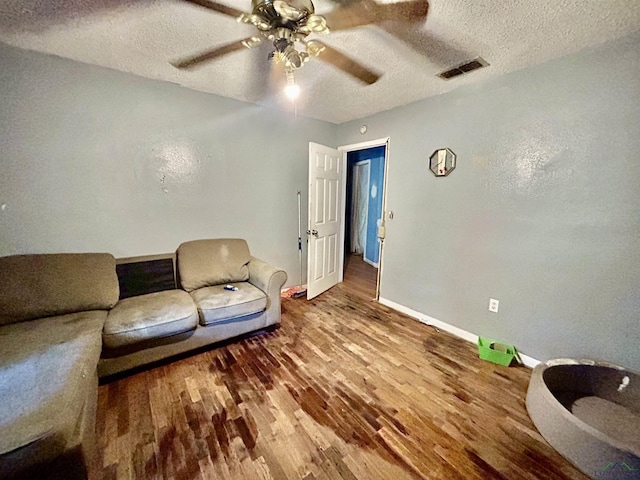 103 Houston St, Daingerfield, TX 75638 - photo 8