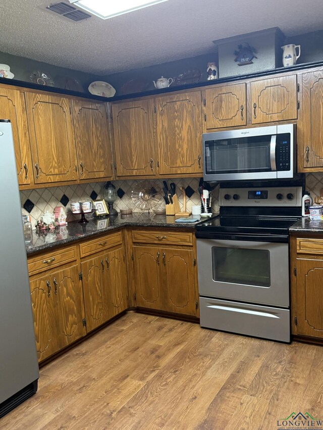 572 E Mountain Rd, Longview, TX 75604 - photo 12