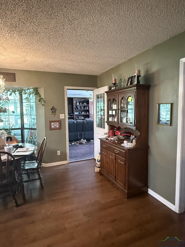 572 E Mountain Rd, Longview, TX 75604 - photo 20
