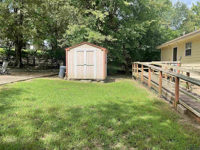 719 N Court St, Longview, TX 75601 - exterior space with a yard