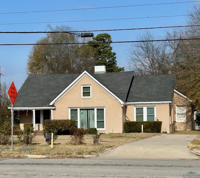 view of front of home