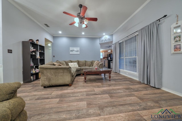 846 Edgewood Cir, Lindale, TX 75771 - living area with wood finished floors, a ceiling fan, ornamental molding, recessed lighting, and baseboards