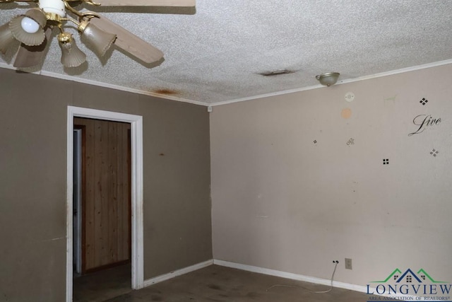 empty room with a textured ceiling, ceiling fan, and crown molding