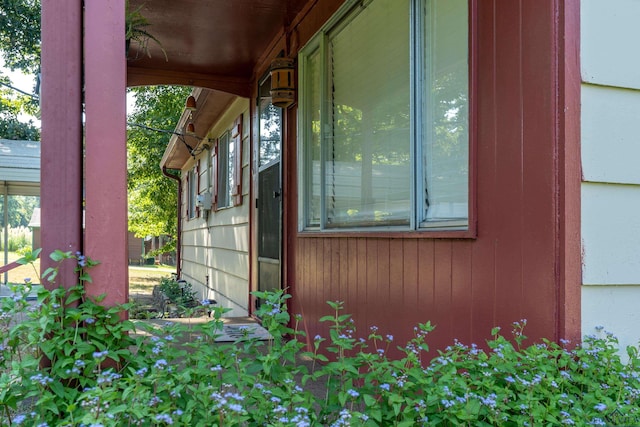 exterior space with a porch