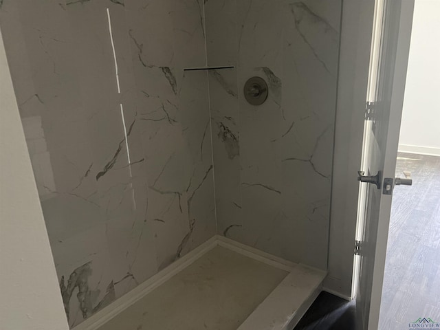 2808 Park Dr, Marshall, TX 75670 - full bath with a marble finish shower