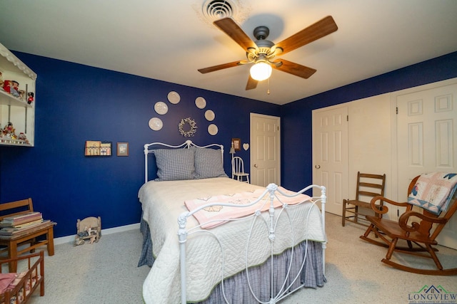 bedroom featuring ceiling fan