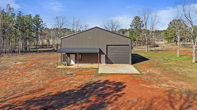 view of outdoor structure with a porch