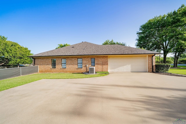 1110 N White Oak Rd, White Oak, TX 75693 - photo 32