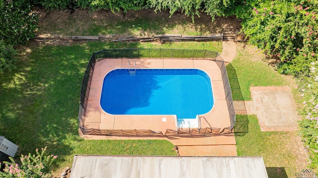 1605 Clearwood Dr, Longview, TX 75604 - view of pool