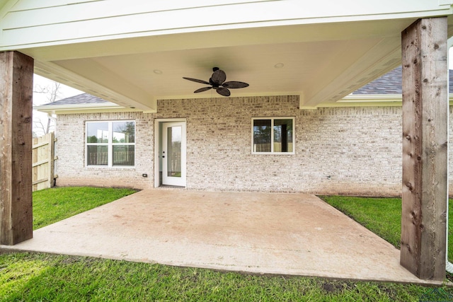 view of patio with ceiling fan