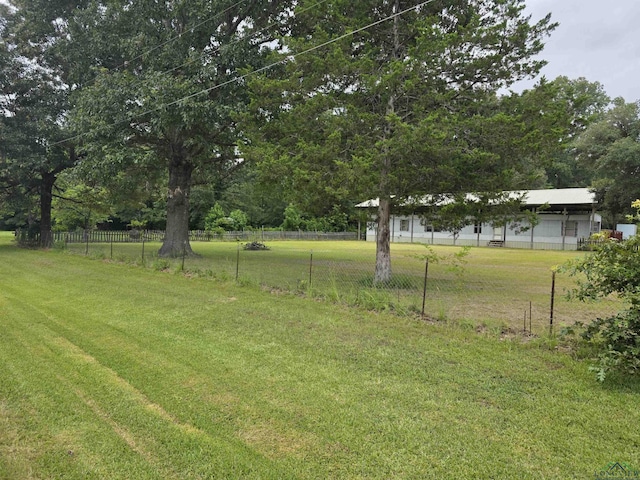 351 Mollie Ln, Marshall, TX 75672 - photo 3