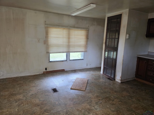 351 Mollie Ln, Marshall, TX 75672 - photo 8