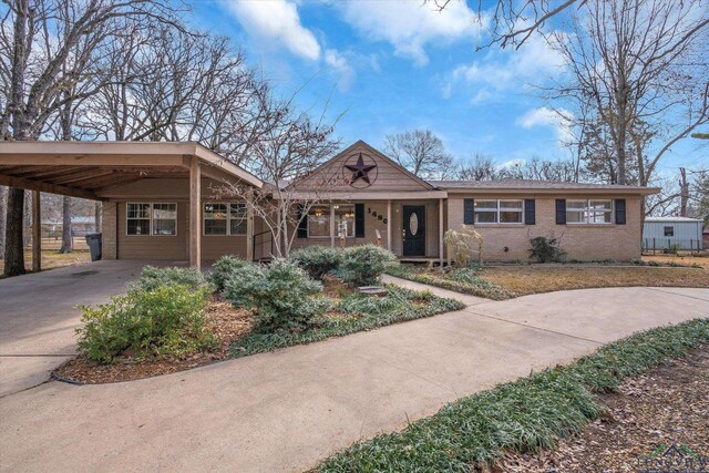 1480 Woodland Dr, Canton, TX 75103 - view of front of house featuring a carport