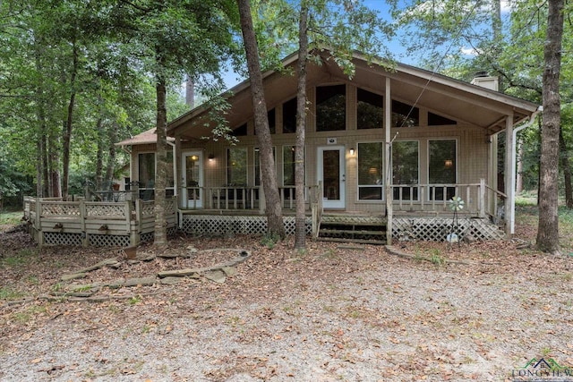 view of front of property